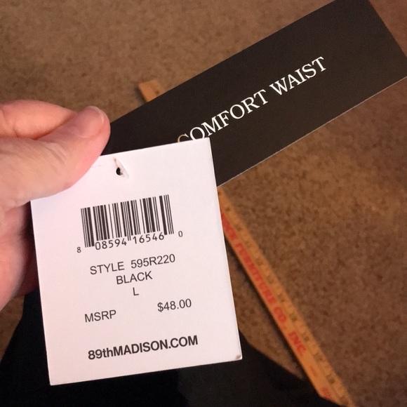 Capris - Picture 5 of 6